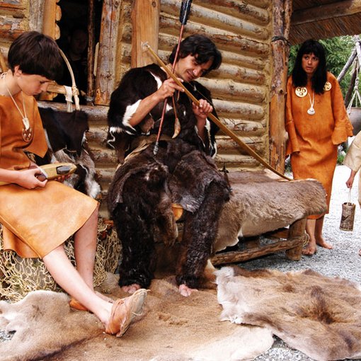 Ötzi Village Umhause, Ice Age Man