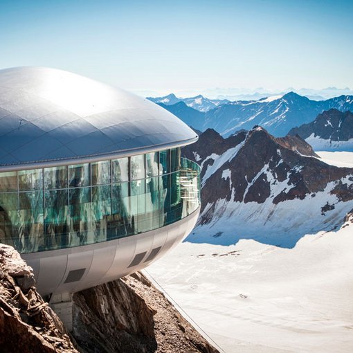 Pitztal Glacier, ski adventures in the alps