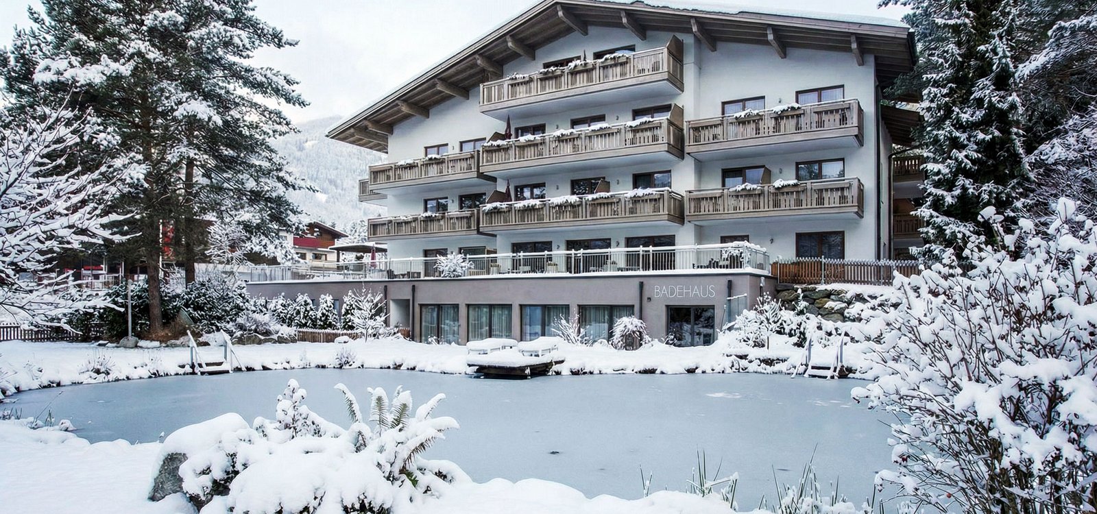 Winterbeginn in Tirol, Apart Elisabeth im Schnee